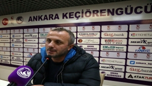 Ankara Keçiörengücü Aktepe Stadı'nın zemini yenileniyor