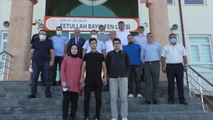 Beyşehir'de YKS'de dereceye giren öğrenciler ödüllendirildi