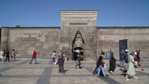 Büyükşehir Belediyesi, Mimar Sinan'ın eserlerini içeren minyatür sergisi açtı 