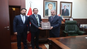 Eskişehir Valisi Ayyıldız, Basın İlan Kurumu Şube Müdürü Aşkın'ı kabul etti