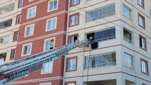 Kayseri'de apartman dairesinde çıkan yangın söndürüldü