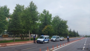 Kayseri'de ERÜ kampüsünden kablo çalmak isteyen zanlılar suçüstü yakalandı