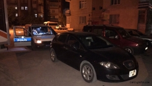 Kayseri'de polisin "dur" ihtarına uymayan sürücü aracını bırakıp kaçtı