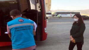 Kırıkkale'de Kovid-19 karantinasında olması gereken 2 kardeş yolcu otobüsünde yakalandı