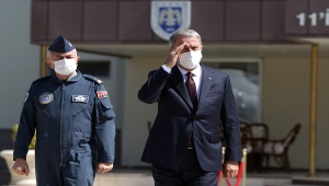 Milli Savunma Bakanı Akar, Pakistan'a gitti