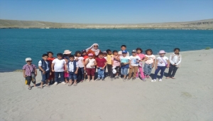 Minikler, Acıgöl'de çevre temizliği yaptı