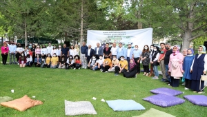 Niğde Belediye Başkanı Özdemir, üniversite adaylarıyla bir araya geldi