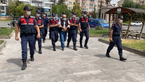 Niğde'de arazi anlaşmazlığı nedeniyle çıkan kavgada baba ile oğlunu öldüren zanlı tutuklandı