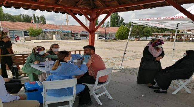 Saraykent ilçesinde Kovid-19 aşı çadırı kuruldu