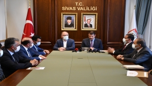 Sivas'taki "Gardaşlık Festivali" Türkiye'de yaşanan orman yangınları nedeniyle iptal edildi