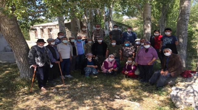 Ulaş Kaymakamı Cengiz Nayman, Ezentere köyünü ziyaret etti