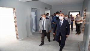Vali Günaydın okul inşaatında denetimde bulundu 