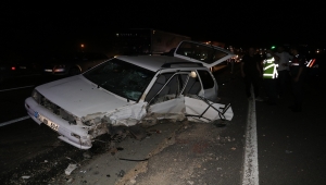 Yozgat'ta 4 otomobilin karıştığı trafik kazasında 7 kişi yaralandı