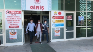 Bıçaklı kavgada yaralanan çocuk hastanedeki yaşam mücadelesini kaybetti