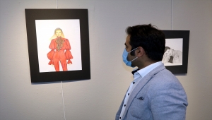 Çankırı'da Aile ve Sosyal Hizmetler Müdürünün koruyucu ailesi olduğu 15 yaşındaki Kardelen Bolulu resim sergisi açtı