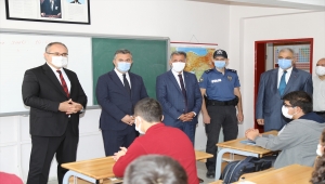 Çubuk'ta öğrenciler ders başı yaptı 