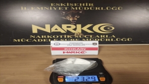 Eskişehir'de üzerinde uyuşturucu ele geçirilen şüpheli gözaltına alındı