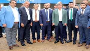 Gelecek Partisi Genel Başkanı Davutoğlu, Sivas'ta partisinin il başkanlığının açılışını yaptı