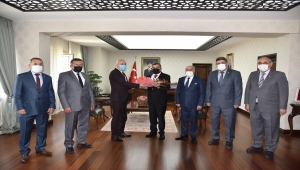 Karaman'da Ahilik Haftası dolayısıyla Vali Mehmet Alpaslan Işık'a ziyaret