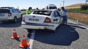 Kayseri'de devrilen otomobilin sürücüsü hayatını kaybetti