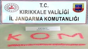 Kırıkkale'de otomobilde uyuşturucu hap ele geçirildi