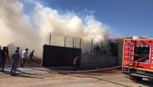 Kulu'da çıkan ağıl yangını güçlükle söndürüldü