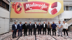 Milletvekili Yıldız ve Büyükkılıç, Karpuzatan'daki pastırma sucuk üreticileriyle bir araya geldi