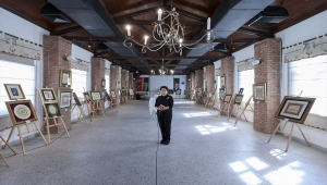 "Müzehhep Eserler" tezhip sergisi, sanatseverlerle buluştu