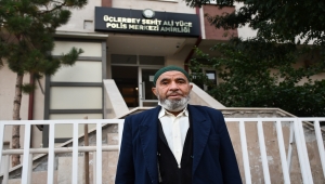 Sivas'ta imamın cami bahçesinde bulduğu altınlar sahibine teslim edildi