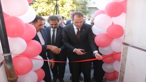 Yeniden Refah Partisi Genel Başkanı Fatih Erbakan, Konya'da parti binasının açılışına katıldı