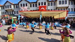 29 Ekim Cumhuriyet Bayramı Ankara'nın ilçelerinde kutlandı