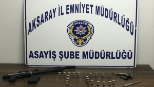 Aksaray'da ziynet eşyası ve otomobil çalan 11 zanlı tutuklandı