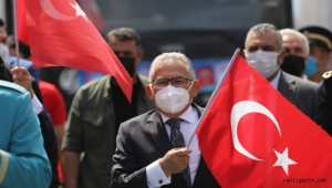 Başkan Büyükkılıç: "Cumhuriyetin 98. yılını gururla, onurla kutluyoruz"