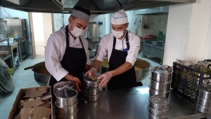 Beypazarı Kaymakamlığından ihtiyaç sahiplerine yemek yardımı