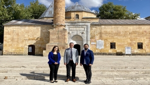 Büyük Türk düşünürü Yunus Emre'yi kliple andılar