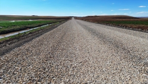 Çiçekdağı ilçesindeki köylerde 5 kilometre asfalt çalışması yapıldı