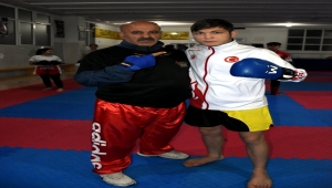 Dünya ikincisi Sefa Köksal, Kick Boks Avrupa Şampiyonası'na hazırlanıyor