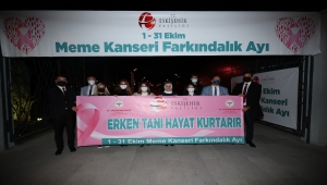 Eskişehir Millet Bahçesi "Meme Kanseri Bilinçlendirme ve Farkındalık Ayı" kapsamında pembe ışıklarla renklendi 