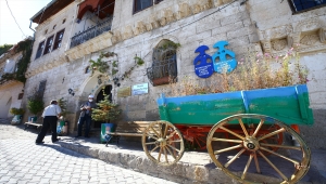 Kapadokya'daki müzede 80 ülkenin kültürünü yansıtan folklorik bebekler sergileniyor
