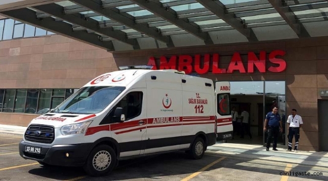 Kayseri'de 14'üncü kattan otomobilin üzerine düşen kişi öldü
