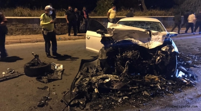 Kayseri'de 4 otomobil çarpıştı, 2'si ağır 6 kişi yaralandı