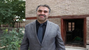 Kedi sevgisiyle bilinen "Pisili Baba" merhametiyle yüzyıllardır dillerde