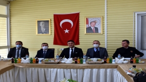 Kırıkkale Valisi Tekbıyıkoğlu, muhtarlarla buluştu