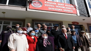 Kırşehir'de şehit ailelerinden CHP Milletvekili Kaya'ya tepki