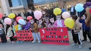 Pursaklar'da "Hayvanları Koruma Günü" düzenlenen etkinlikle kutlandı 