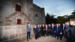 TBMM Başkanı Mustafa Şentop, Çankırı'da Taş Mescit'i ziyaret etti