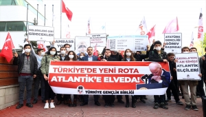 TGB'liler 10 büyükelçinin Kavala açıklamasını ABD Büyükelçiliği önünde protesto etti