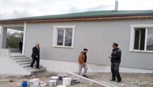 Trafik kazasında yaşamını yitiren öğretmenin ailesine yardım 