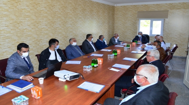 Vali İbrahim Akın, Kırşehir OSB'de incelemelerde bulundu