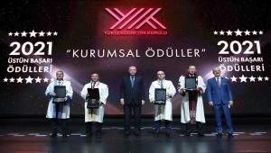 YÖK'ten Erciyes Üniversitesine "Topluma Hizmet Ödülü"